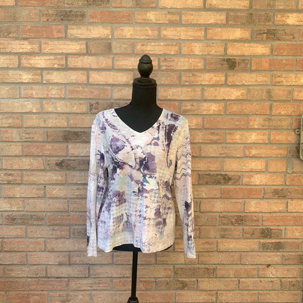 Chico’s Long Sleeve V-neck T-shirt, Gray w/ Purple & Aqua Design (Chico size 2)